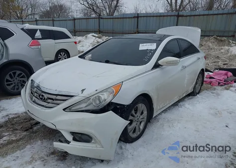2013 Hyundai Sonata Limited z USA, uszkodzony, nr VIN 5NPEC4AC1DH686958